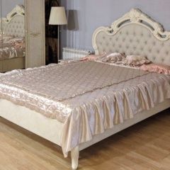 Кровать 2-х спальная 1800*2000, экокожа/каретная стяжка, Ирина (08.218) *без основания (кожа, беж) в Приобье - priobie.mebel24.online | фото