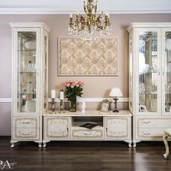 Витрина одностворчатая Патрисия (крем корень глянец) в Приобье - priobie.mebel24.online | фото 3