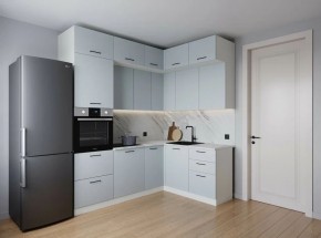 Кухонный гарнитур угловой Смоки 2200*1700 (Стол. 26мм) в Приобье - priobie.mebel24.online | фото 1